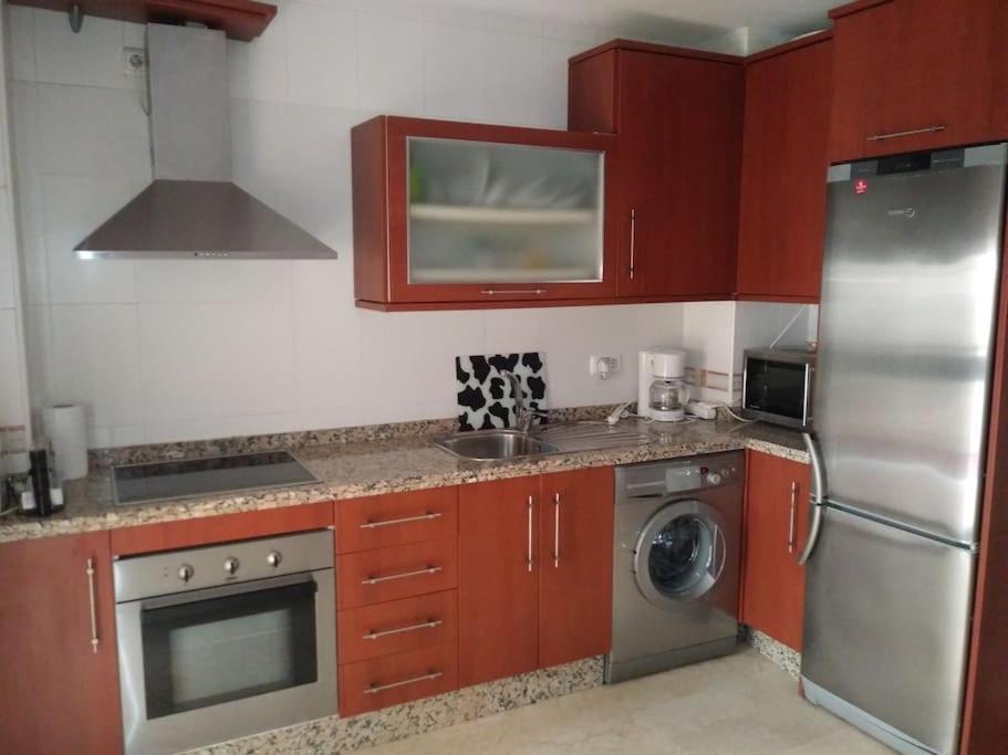 Precioso Apartamento A 50 Metros De La Playa リンコン・デ・ラ・ビクトリア エクステリア 写真